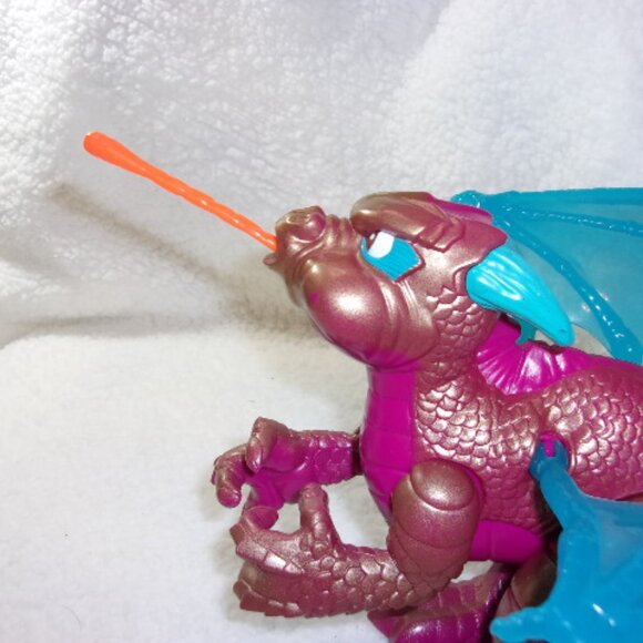T-179 VINTAGE 1998 FISHER PRICE GREAT ADVENTURE FIRE BREATHING DRAGON - Picture 9 of 10